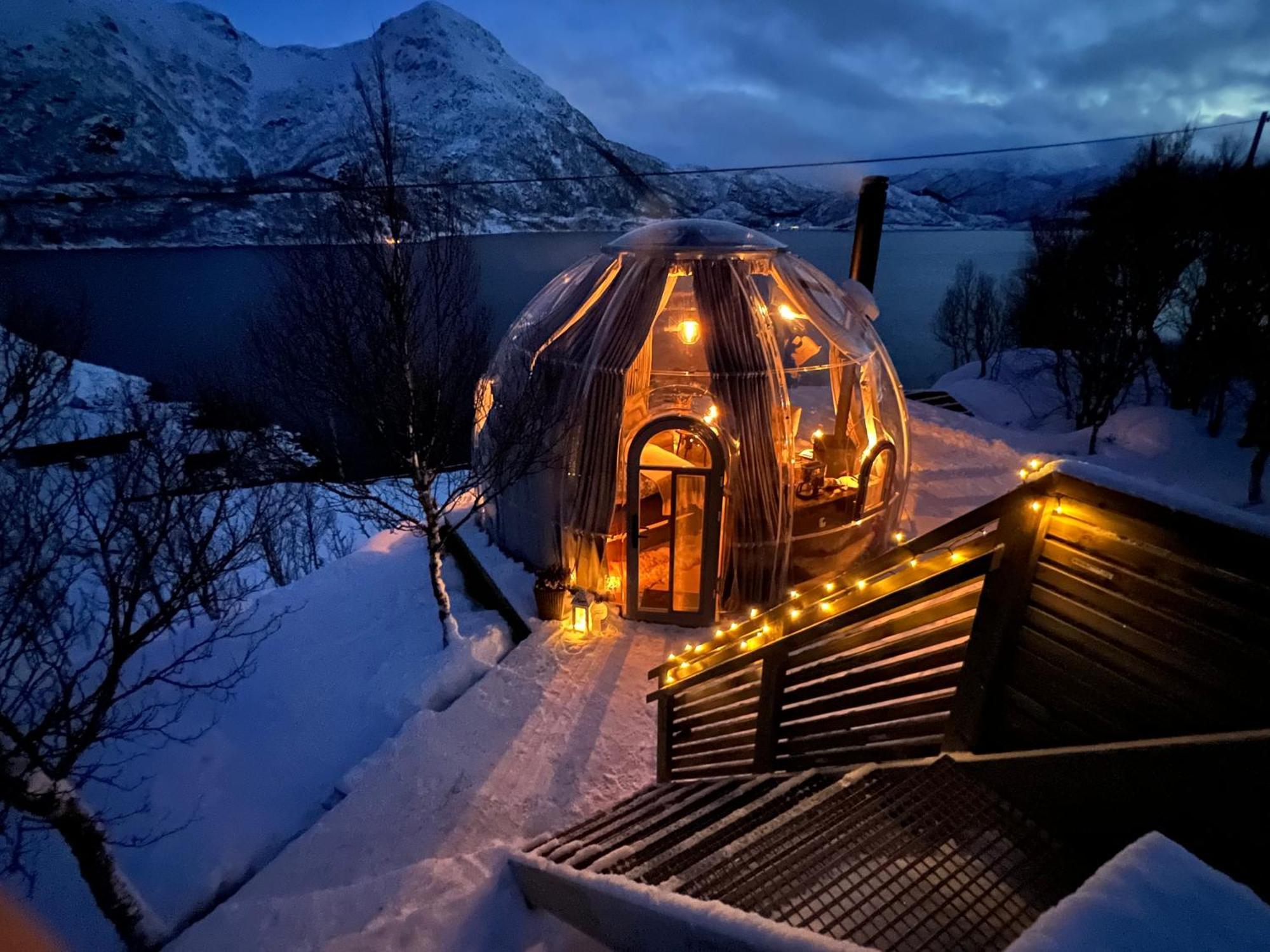 Myrland Lofoten Glampingdome מראה חיצוני תמונה
